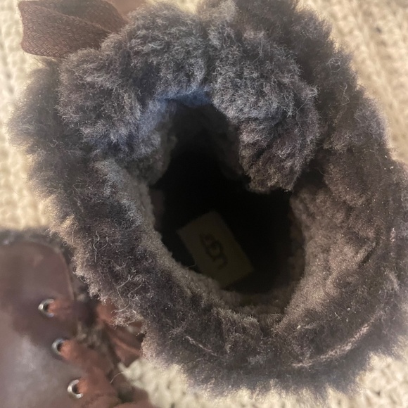 UGG Croft luxe quilt brown boots Size 7.5 - Picture 5 of 8